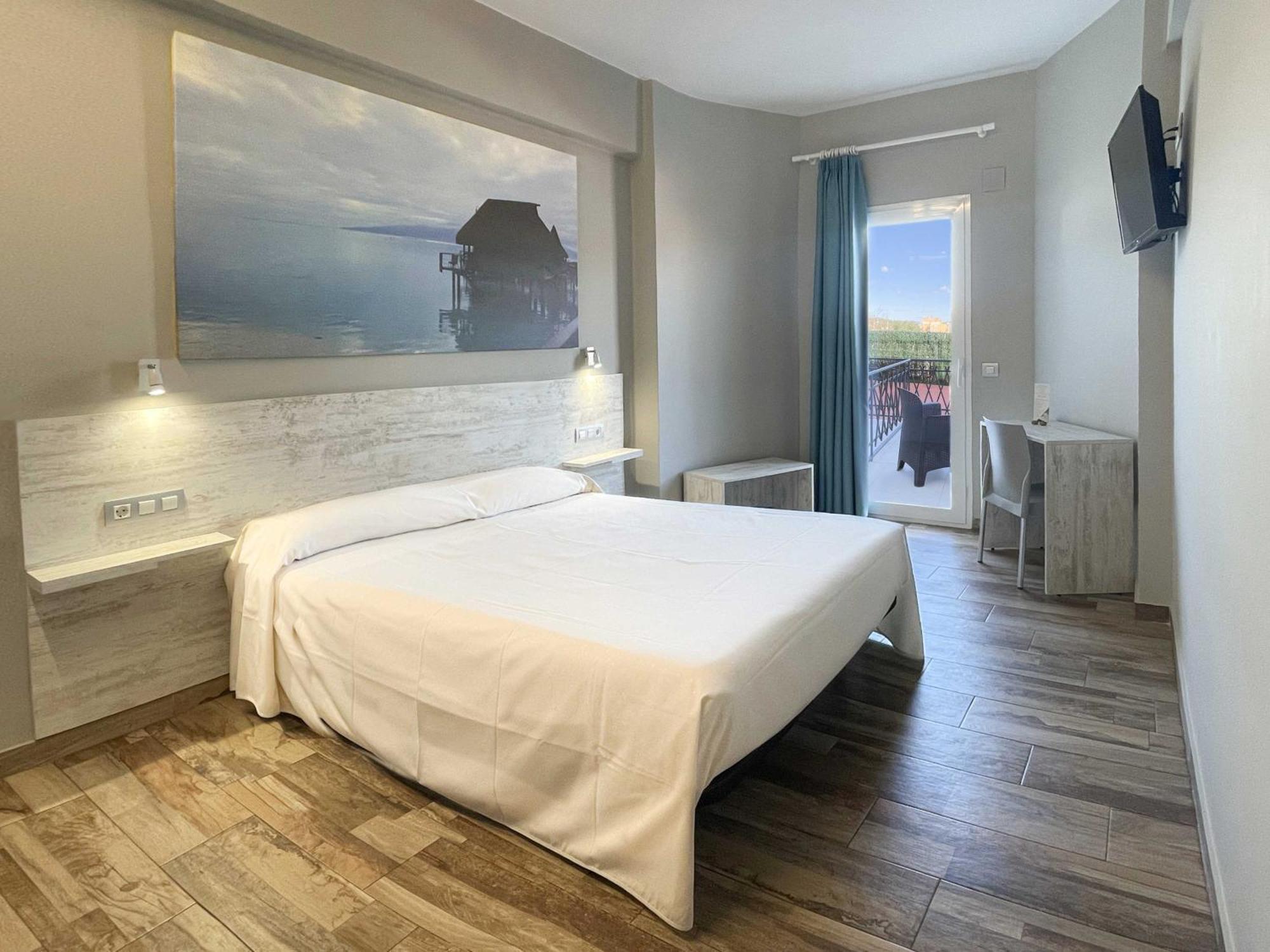 Te Mana Hotel Torreblanca Dış mekan fotoğraf